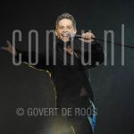 24-02-2004 Danny de Munk at studio in Amterdam.

[keywords]Posed, Half Length, Eyecontact, Singing[/keywords]